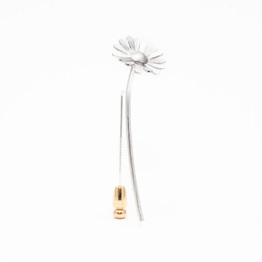 Daisy Brooch