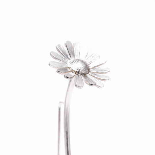 Daisy Brooch